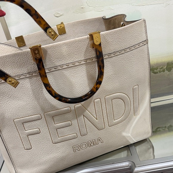 Fendi Handbags - Fendi Cream Leather Tote Bag